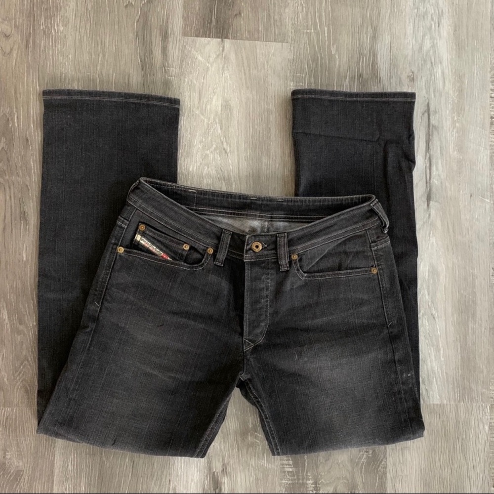 Diesel slim straight jeans - size 32